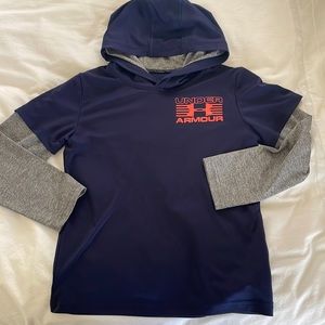 Under Armor boys shirt